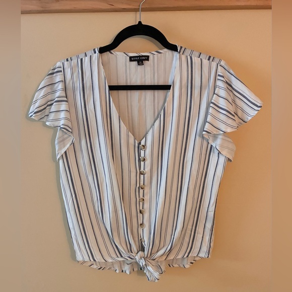 Style envy Striped Button-Down Tie-Front Top - Picture 1 of 5